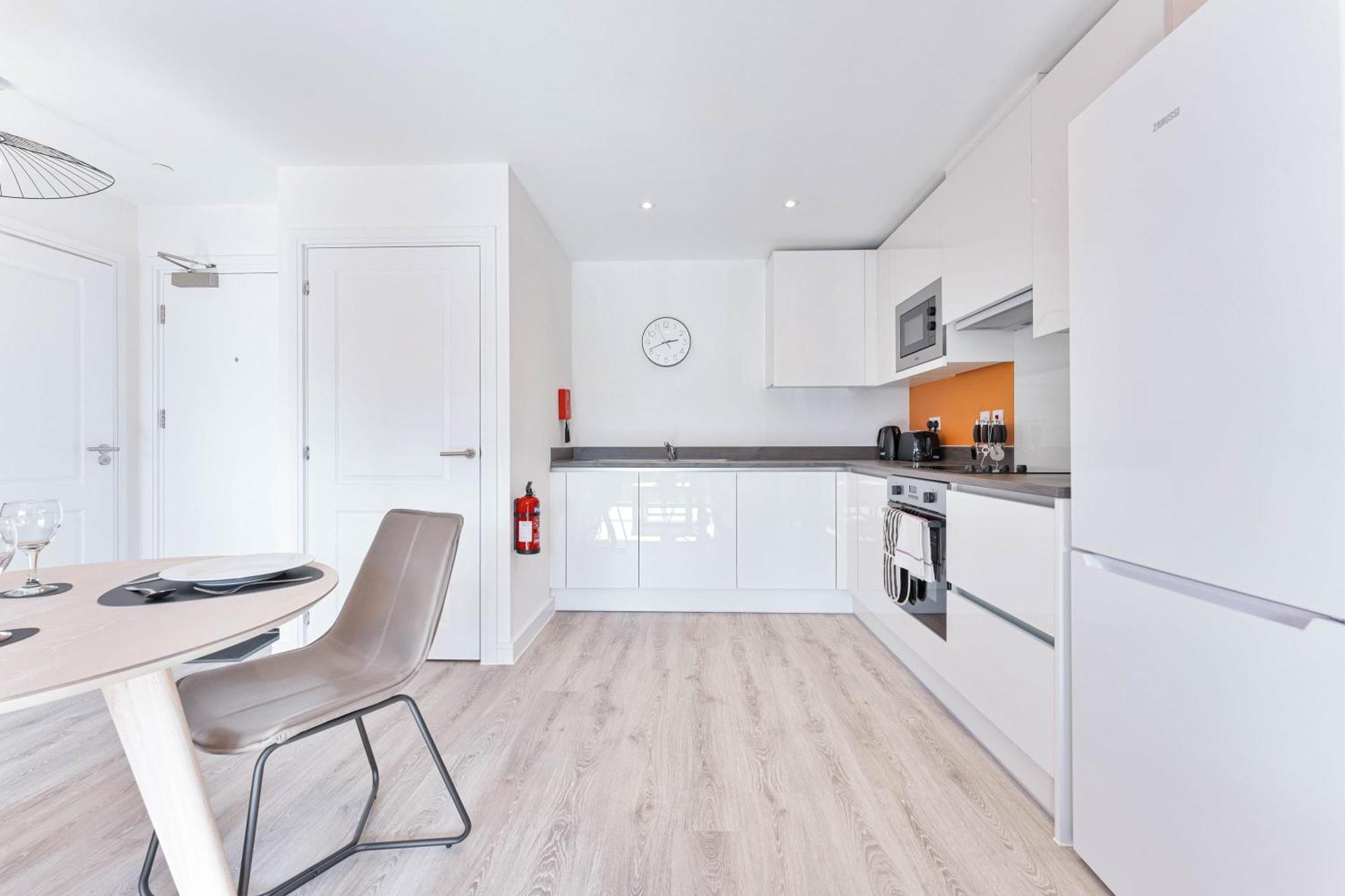Stayzeni, Hardwick House Modern 1 Bed Flat * Derby